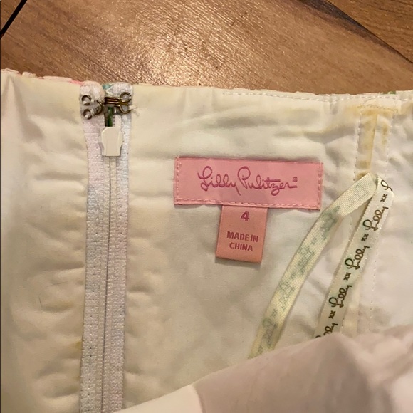 Lilly Pulitzer fit and flare dress size 4 - Picture 2 of 4